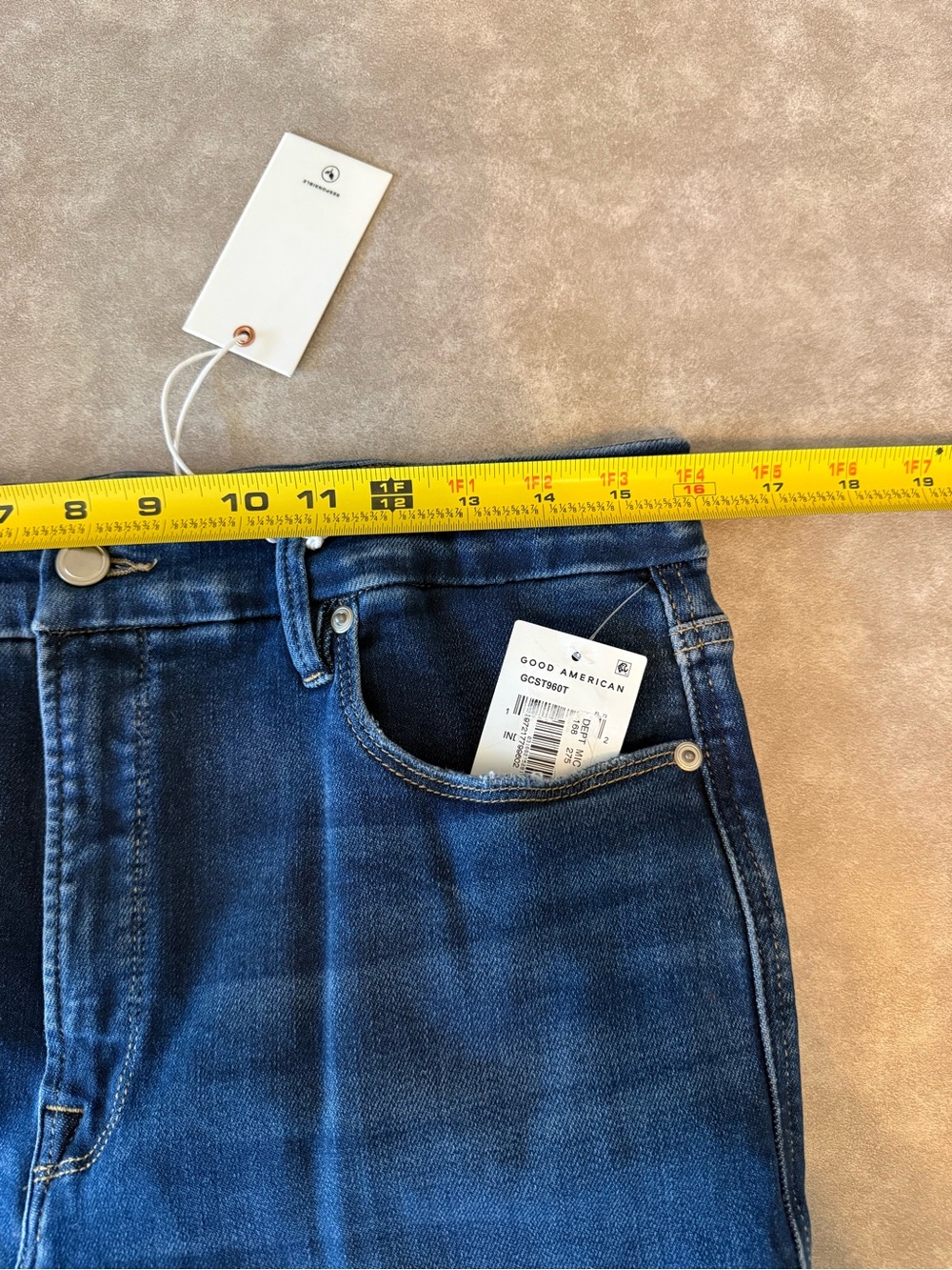 Good American Good Curve Straight Jeans Size 14/32 NWT High Rise Indigo - Picture 8 of 10